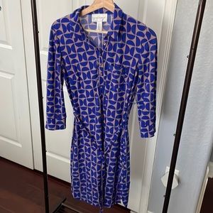 Donna Morgan Marlon Jersey shirt print dress with belt size 6